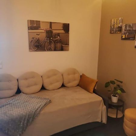 Enjoy Lisboa! - Near Metro Apartment Amadora Exterior photo