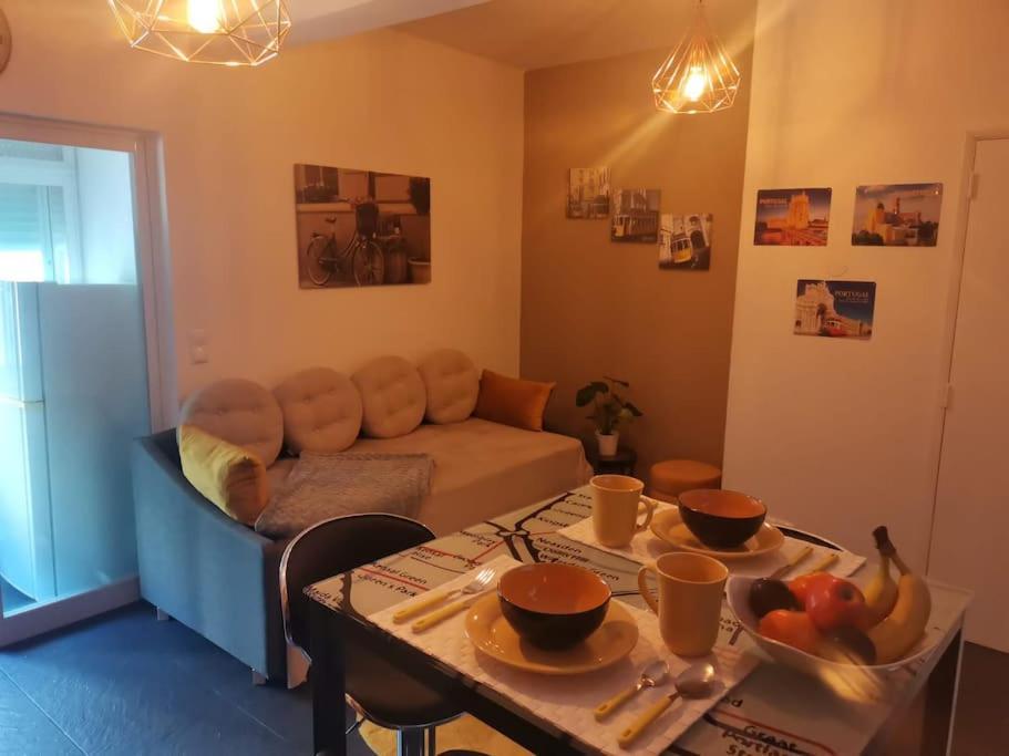 Enjoy Lisboa! - Near Metro Apartment Amadora Exterior photo